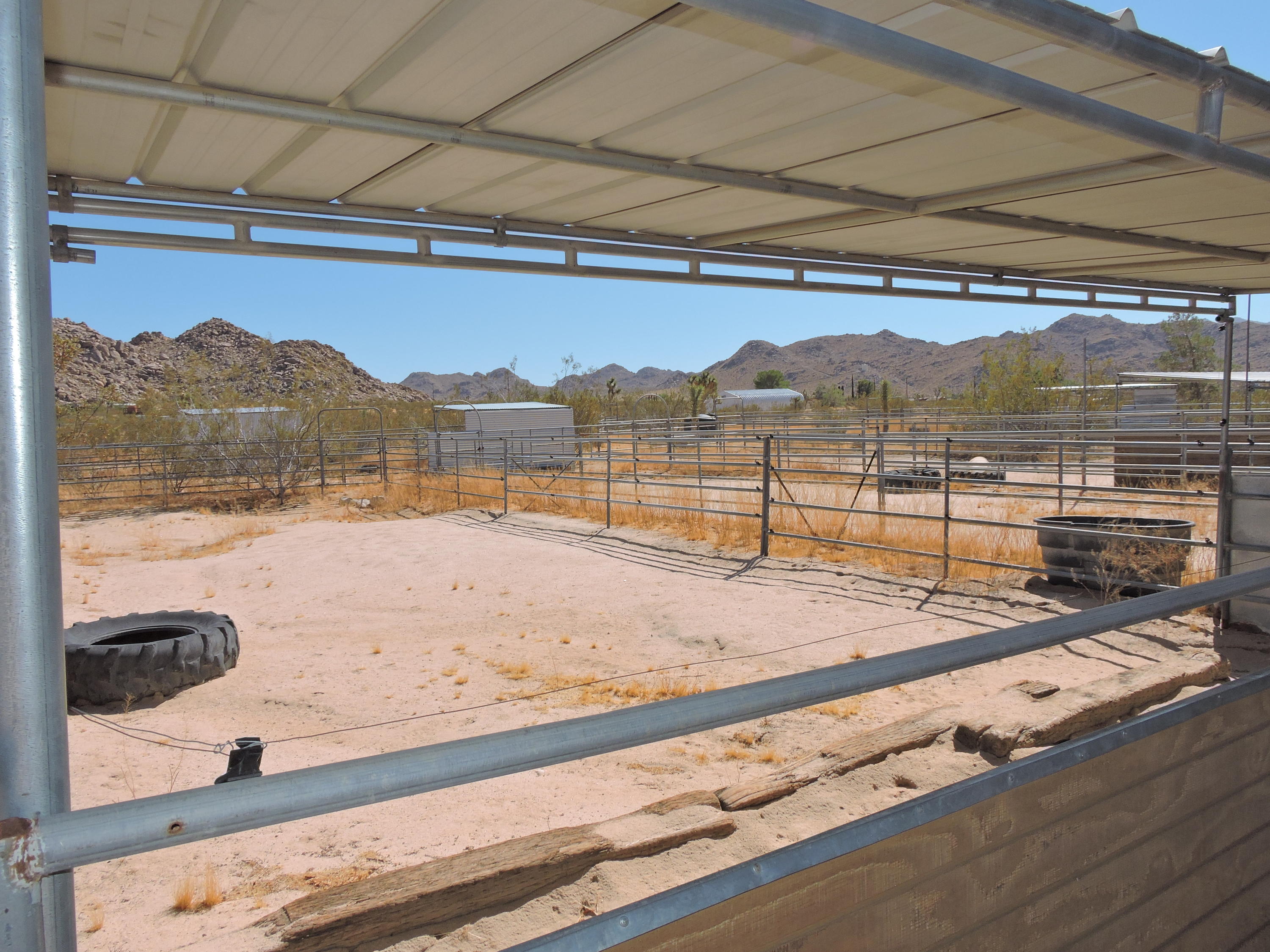 63533 Wagon Wheel Road Joshua Tree, CA 92252 - Photo 46 of 62 a view of a lake