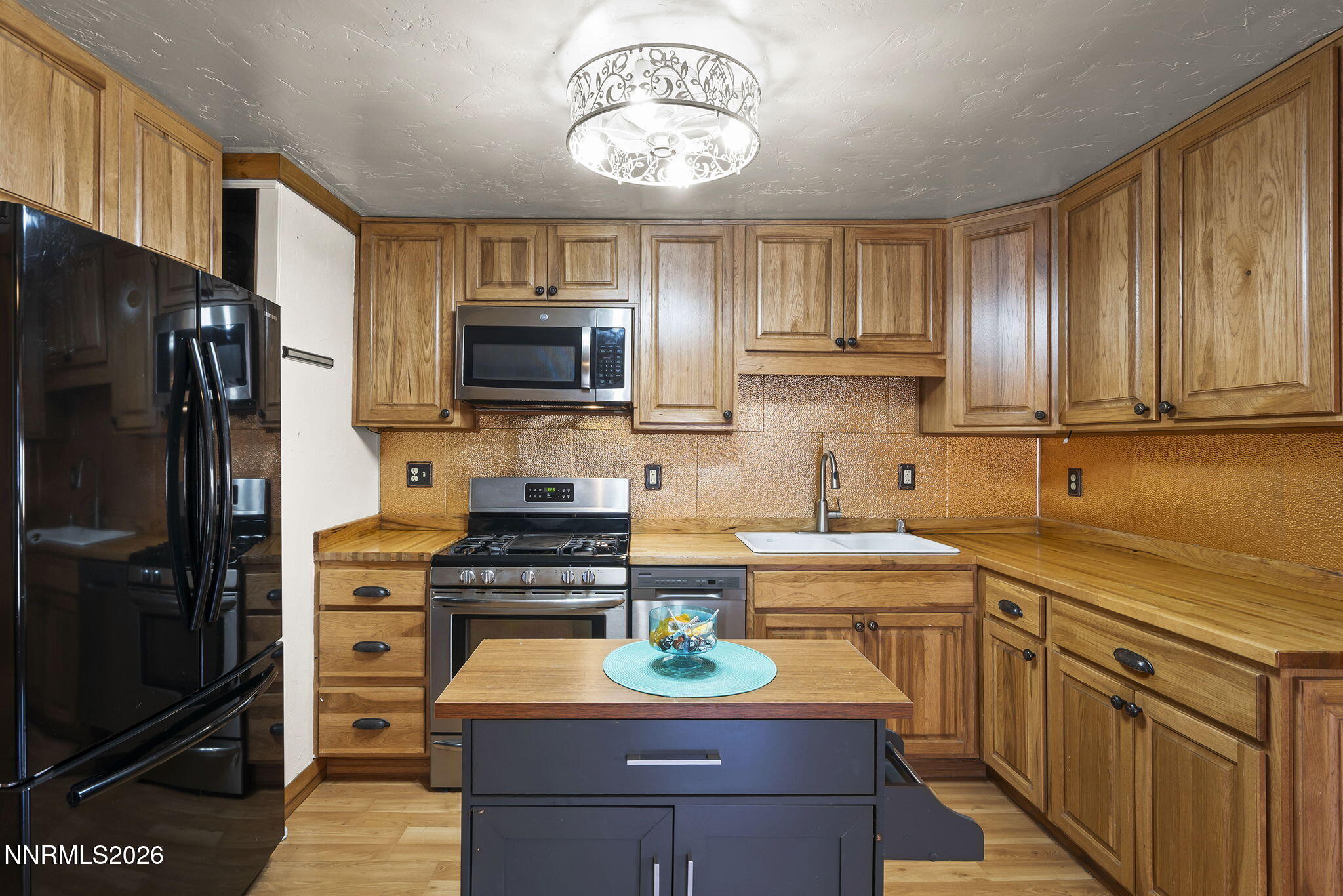 421 14th Street Sparks, NV 89431 - Photo 7 of 32 7-web-or-mls-_DSC0080