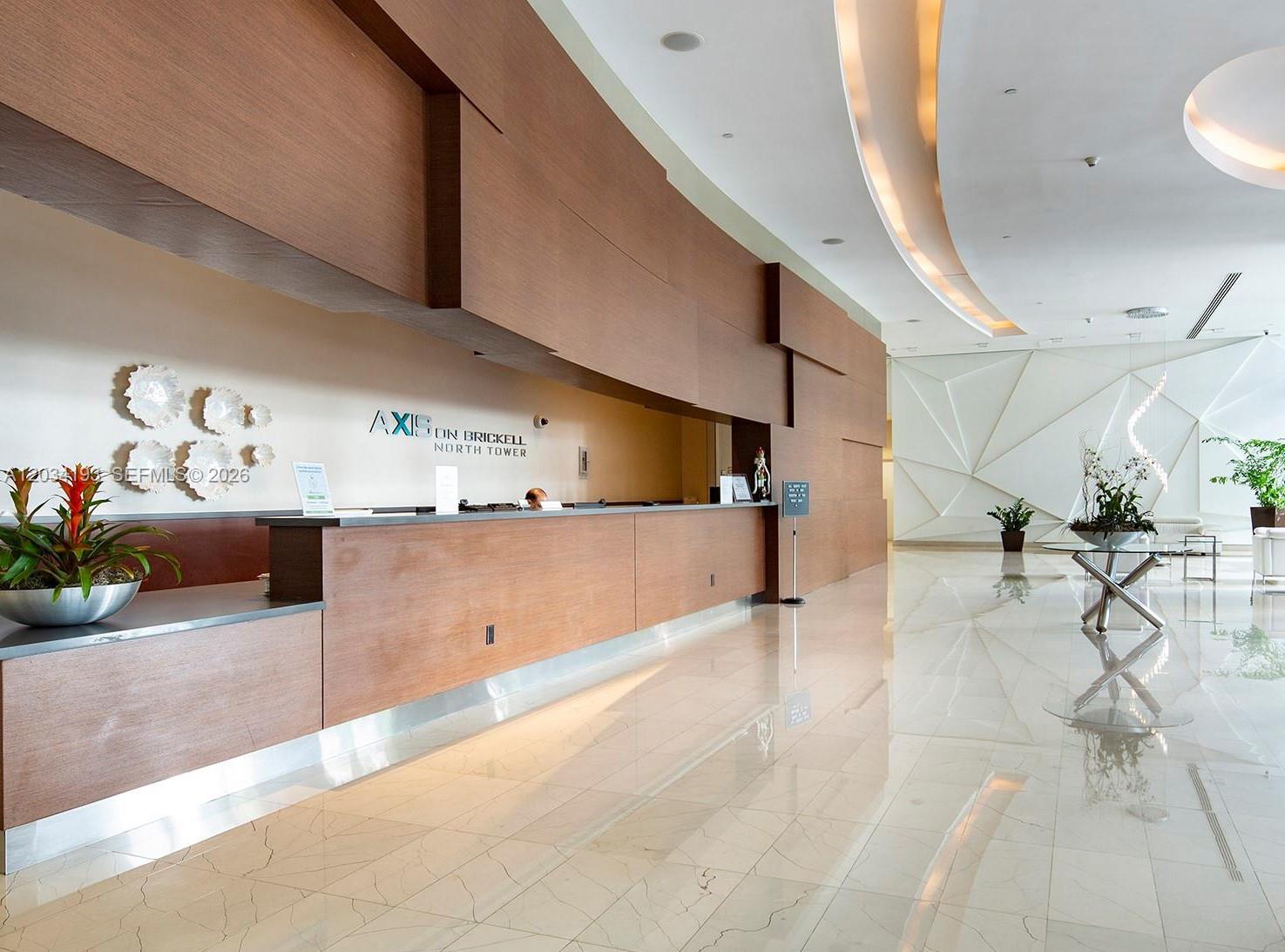 79 Southwest 12th Street, Unit 2502S Miami, FL 33130 - Photo 15 of 21