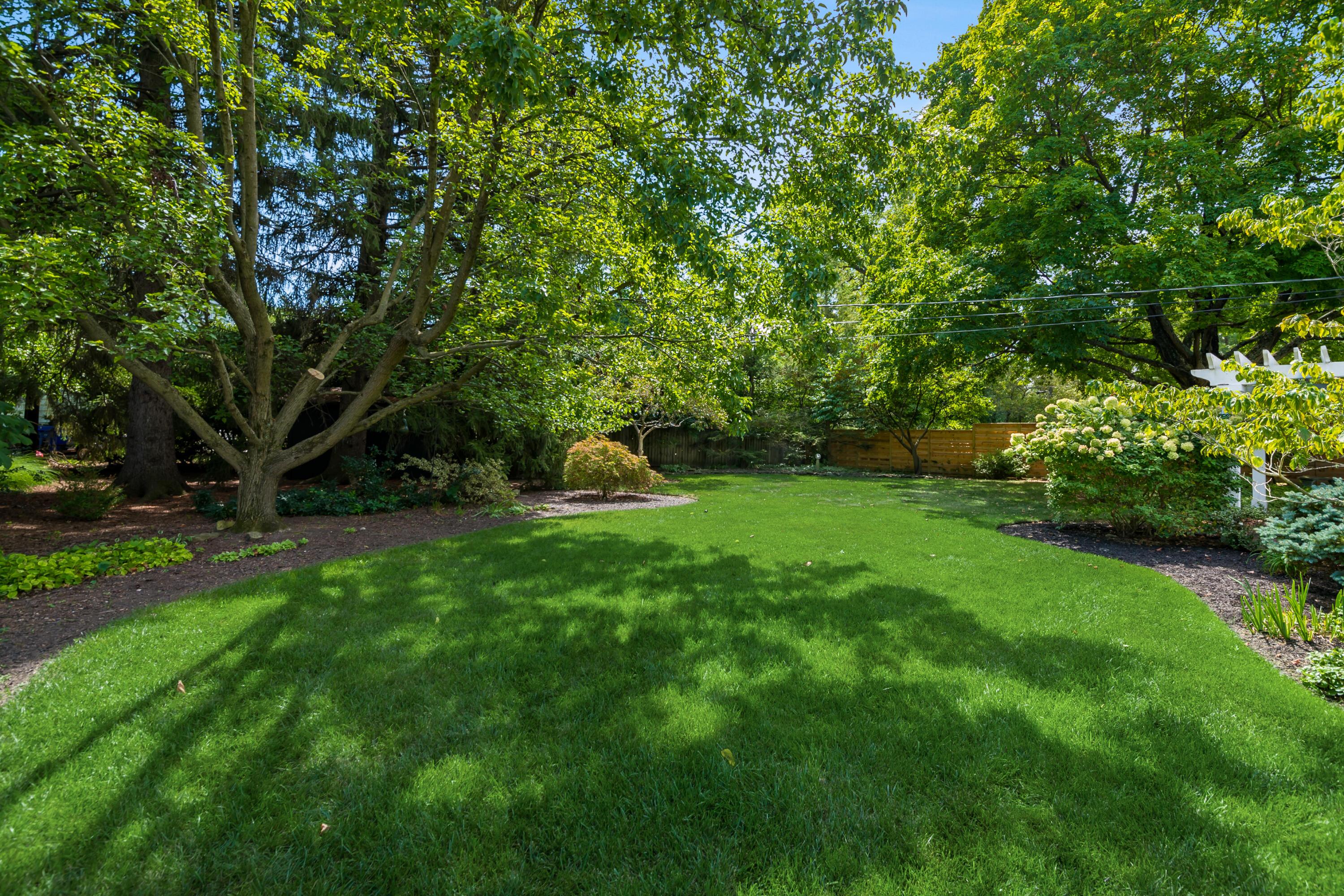 2591 Middlesex Road Columbus, OH 43220 - Photo 39 of 39 039_fb874_L 2591 Middlesex007