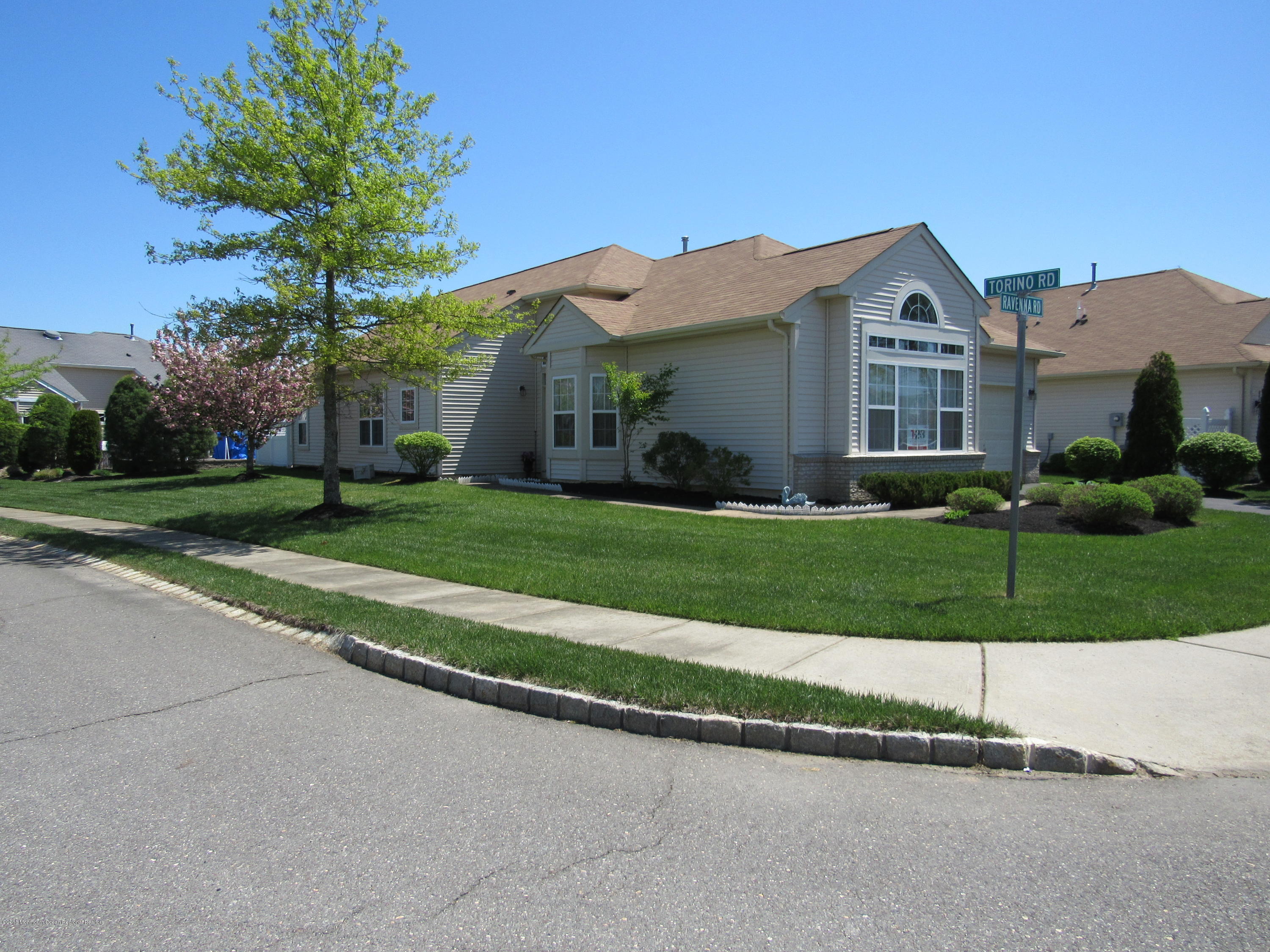41 Ravenna Road Manchester Township, NJ 08759 - Photo 4 of 17 IMG_0394