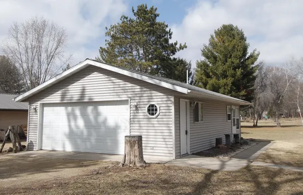 $139,900 | W1002 Laurie Lane, Montello, WI 53949