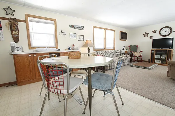 $139,900 | W1002 Laurie Lane, Montello, WI 53949