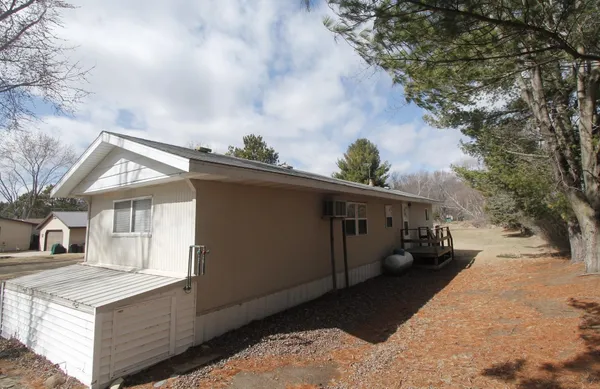 $139,900 | W1002 Laurie Lane, Montello, WI 53949