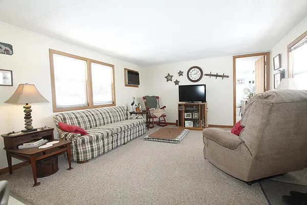 $139,900 | W1002 Laurie Lane, Montello, WI 53949