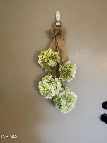 $119,500 | 1225 Carriage Circle, Unit 101, Bristol, VA 24201