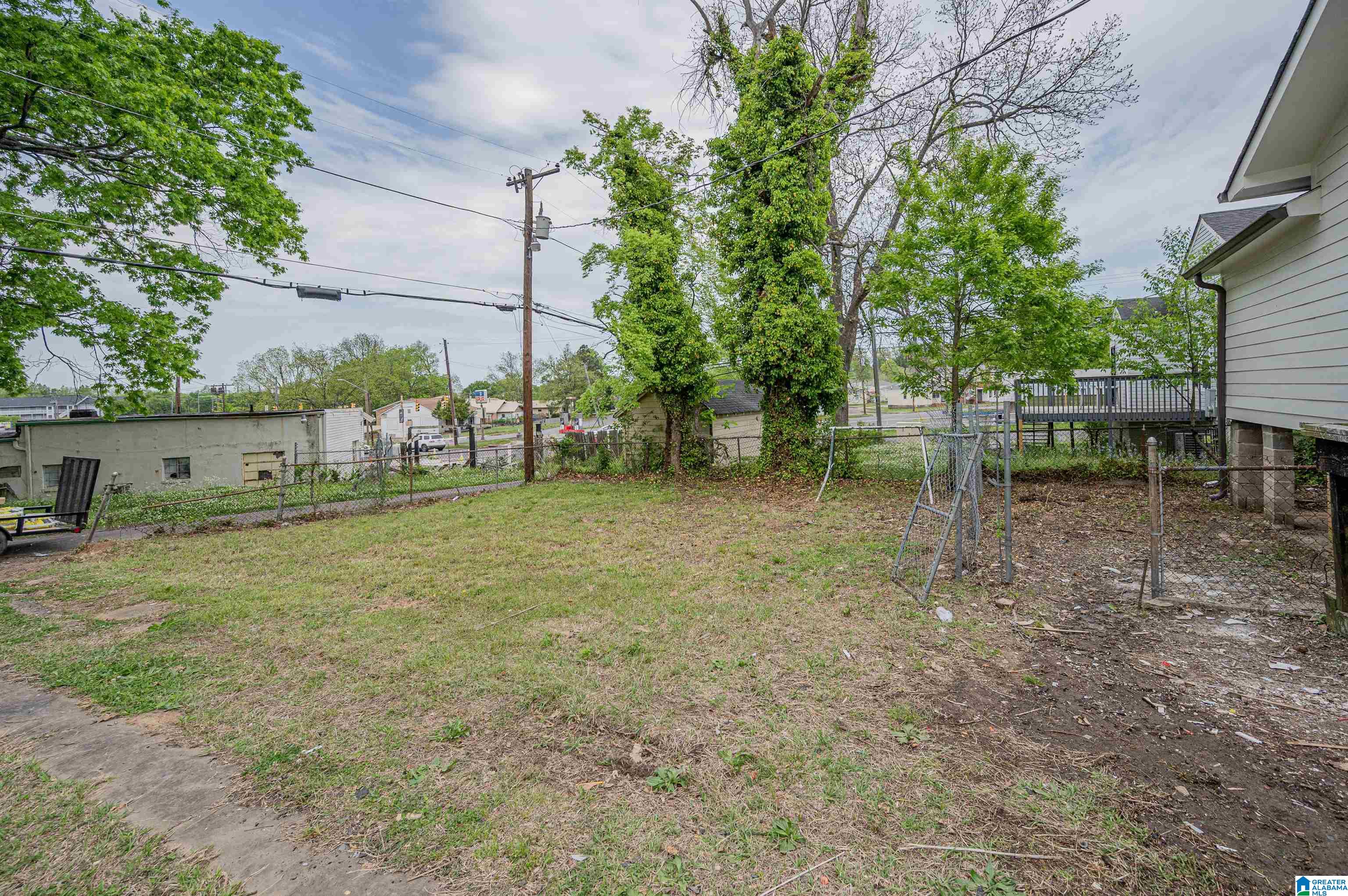 932 Valley Rd Place Birmingham, AL 35208 - Photo 32 of 32