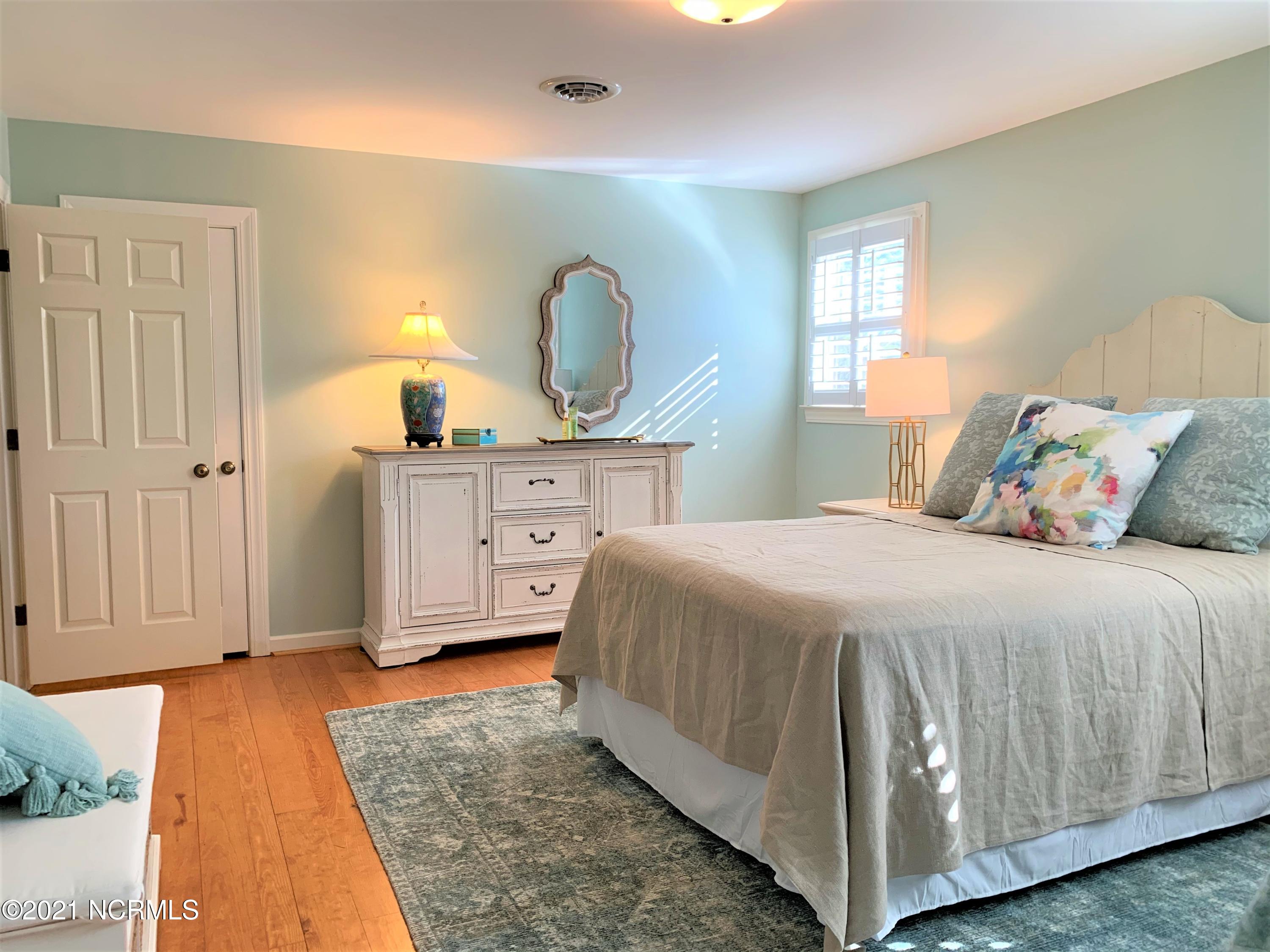2419 Tram Road New Bern, NC 28562 - Photo 32 of 48 34-SPACIOUS