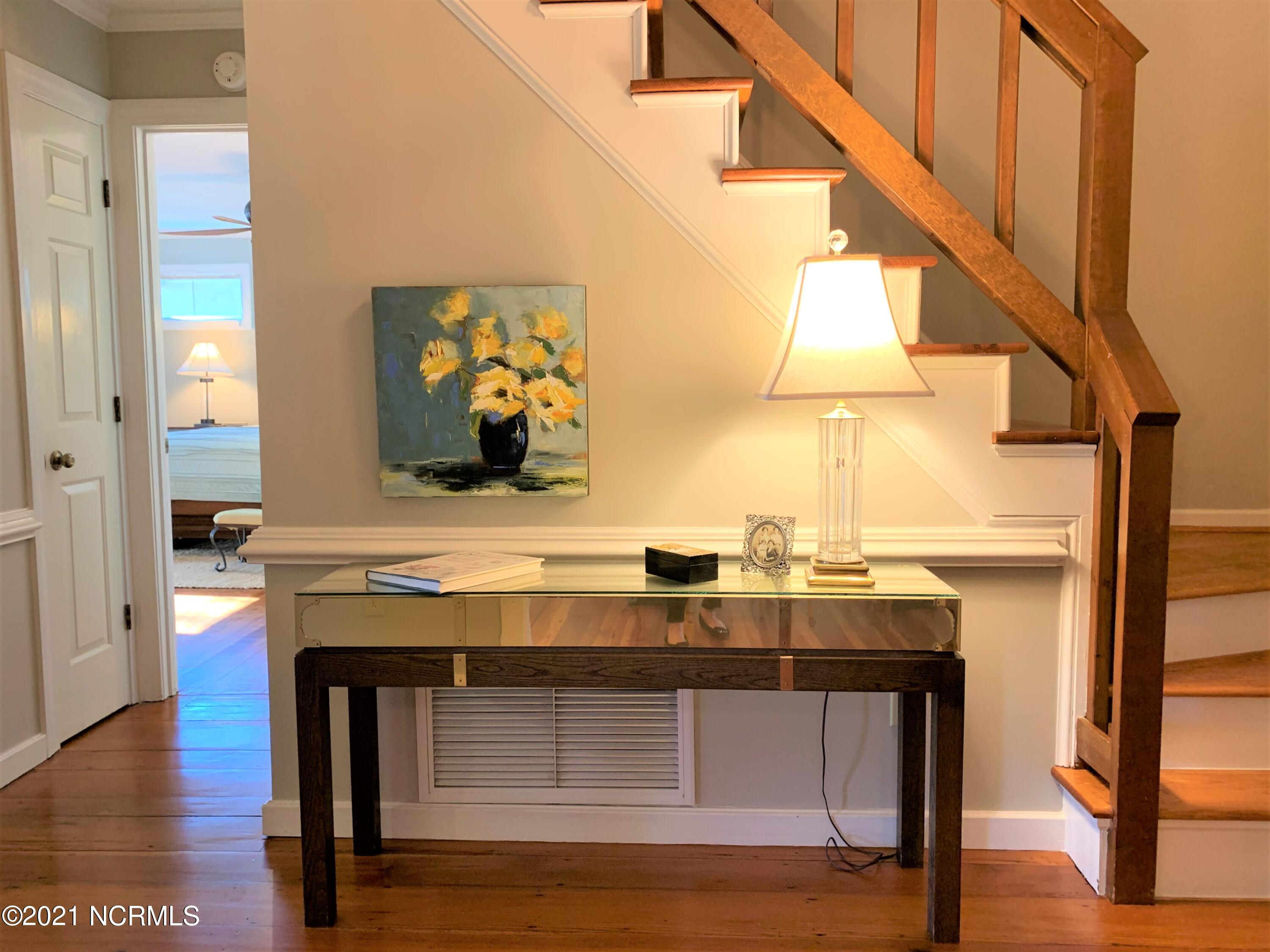 2419 Tram Road New Bern, NC 28562 - Photo 5 of 48 5-LOTS OF SPACE