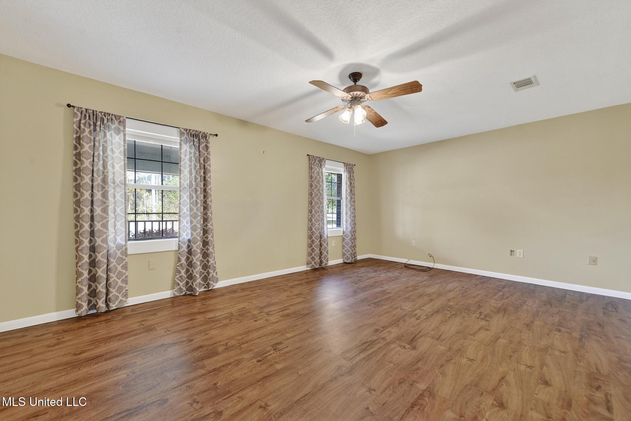 269 Howell-Mill Road Lucedale, MS 39452 - Photo 12 of 21 012