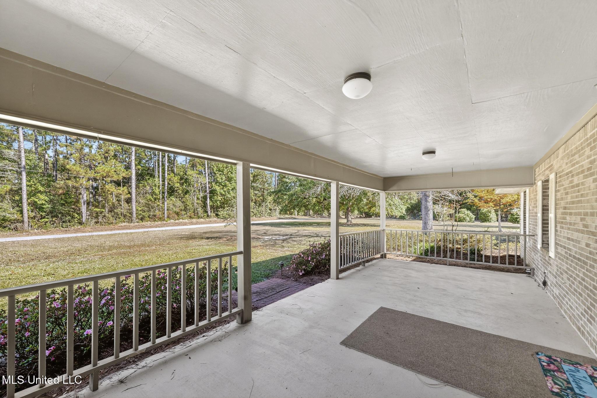 269 Howell-Mill Road Lucedale, MS 39452 - Photo 3 of 21 003