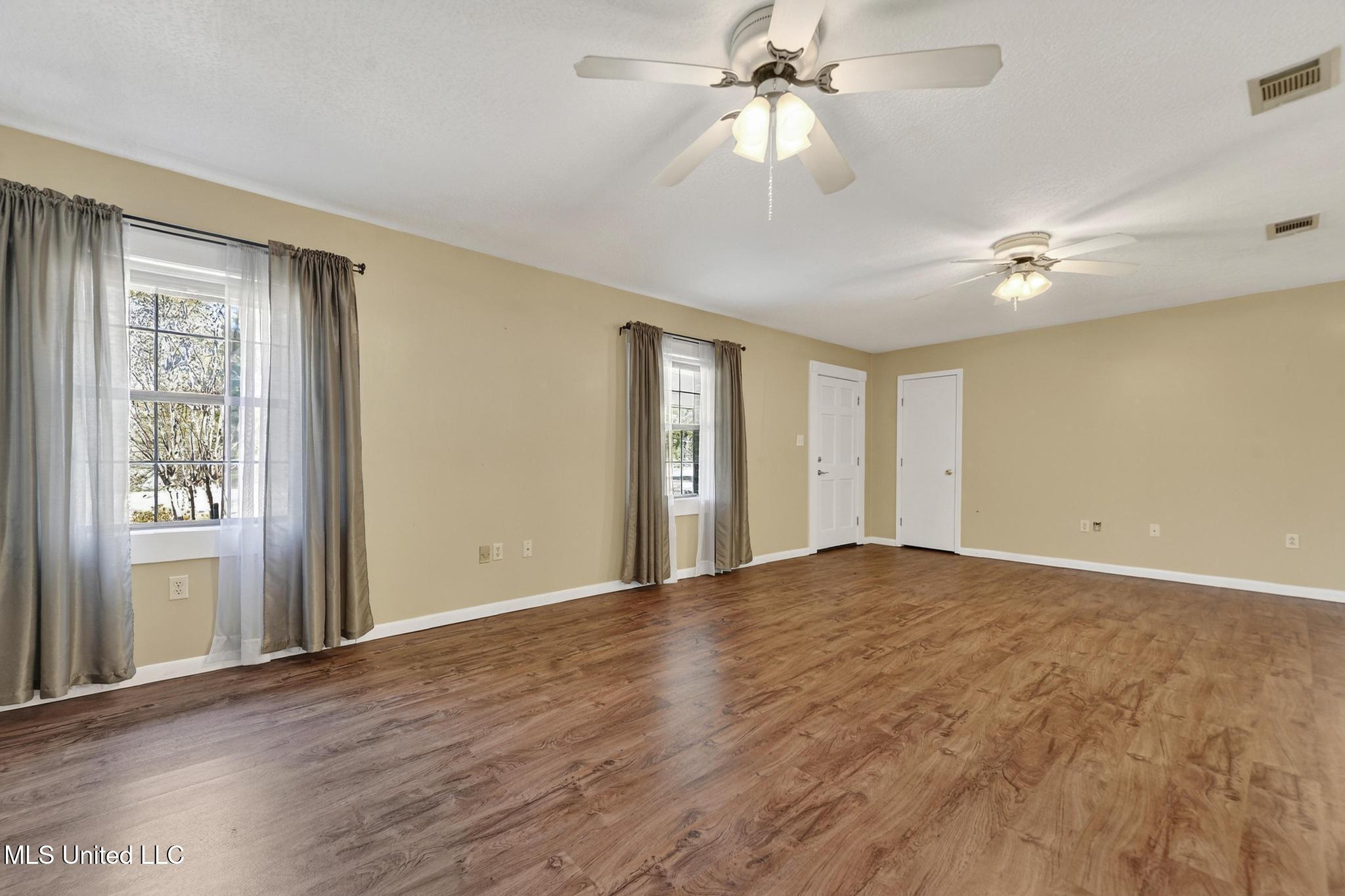 269 Howell-Mill Road Lucedale, MS 39452 - Photo 5 of 21 005