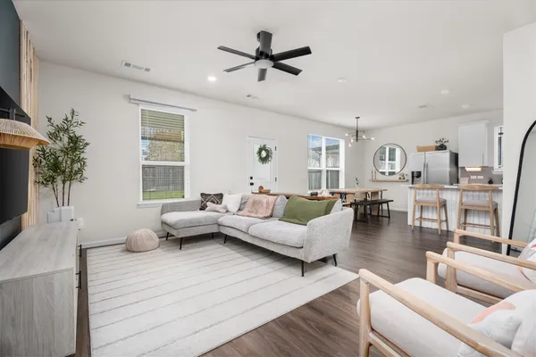 $295,000 | 19235 Tannach Drive, Tomball, TX 77375