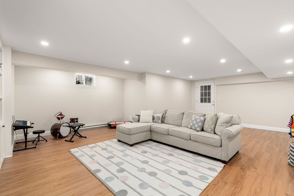 19 Mayo Avenue Needham, MA 02492 - Photo 31 of 39