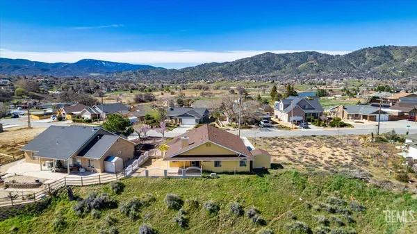 $445,000 | Undisclosed Address, Tehachapi, CA 93561