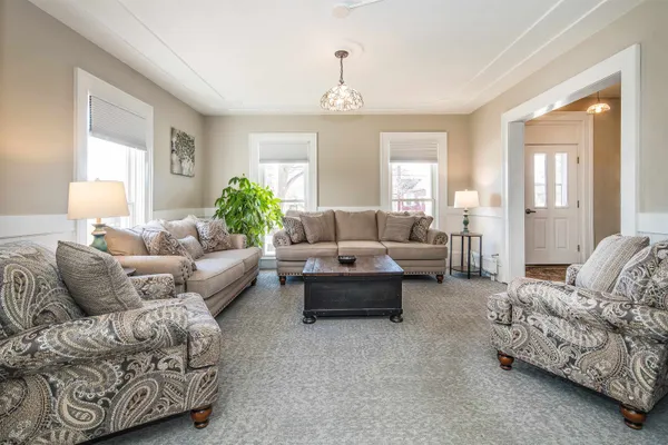 $349,900 | 7 Royce Street, Rutland, VT 05701