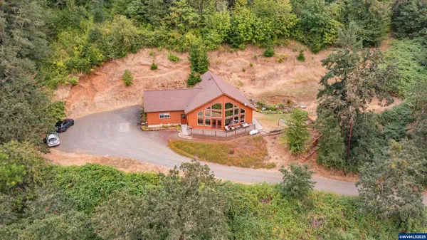 $693,000 | 29109 Brownsville Road, Brownsville, OR 97327