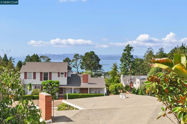 $2,975 | 32 Kenilworth Drive, Kensington, CA 94707