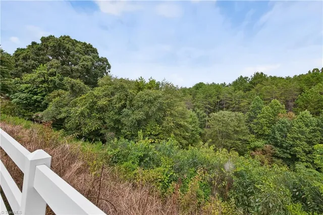 $359,000 | 2587 Highway 8, Danbury, NC 27016