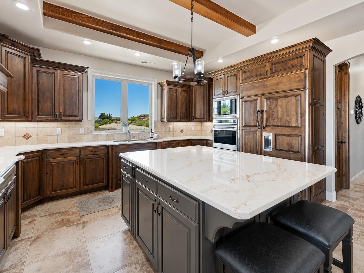 1815 Paragon Drive St. George, UT 84790 - Photo 19 of 48 Kitchen