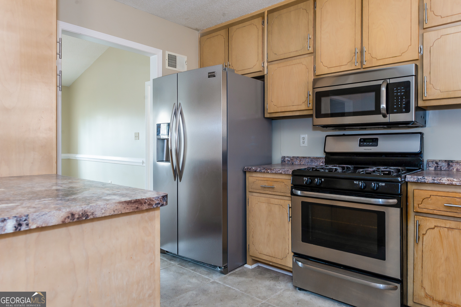 205 Briarpatch Court Stockbridge, GA 30281 - Photo 6 of 15