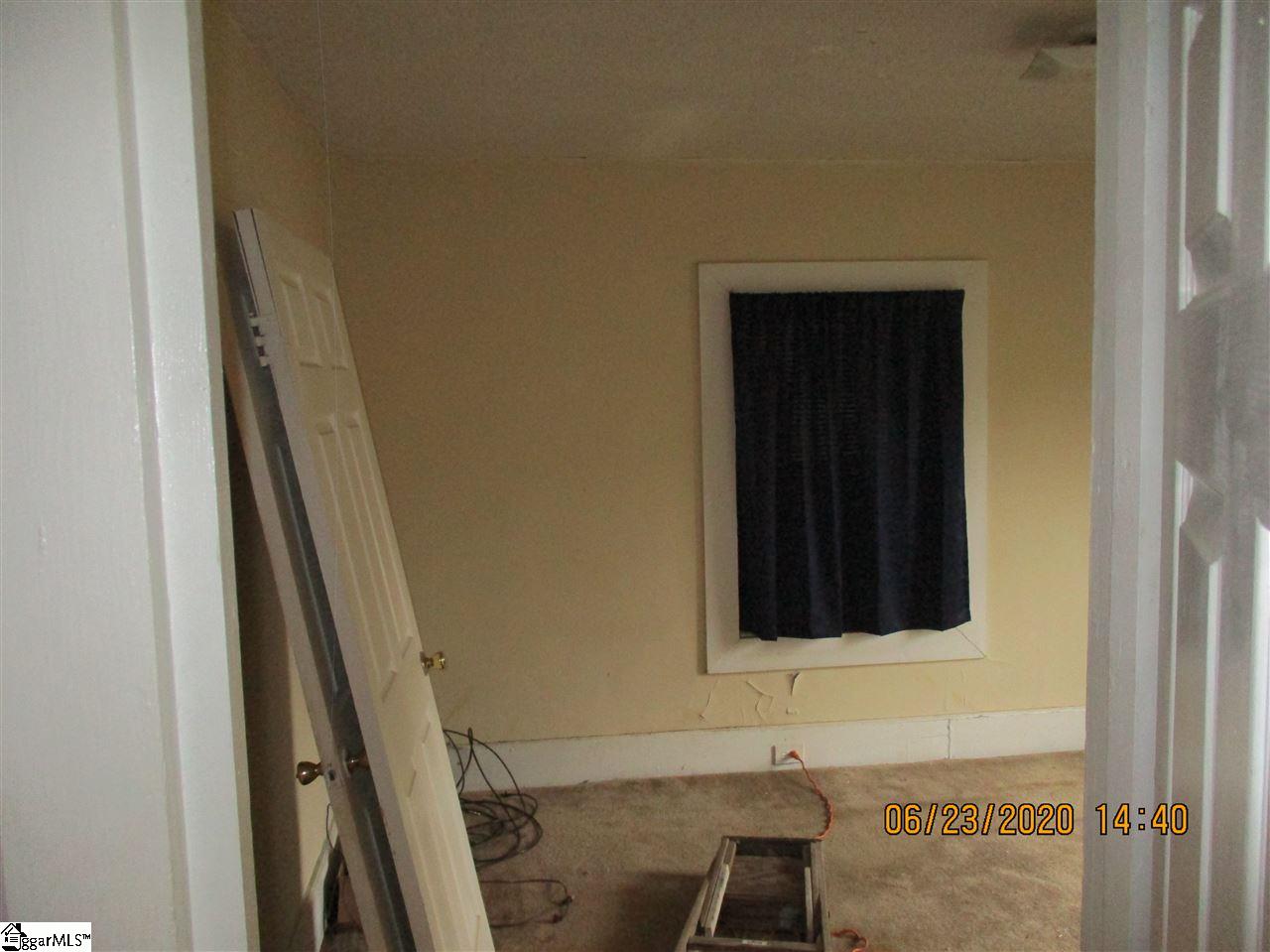 204 Ackley Road Greenville, SC 29607 - Photo 24 of 26