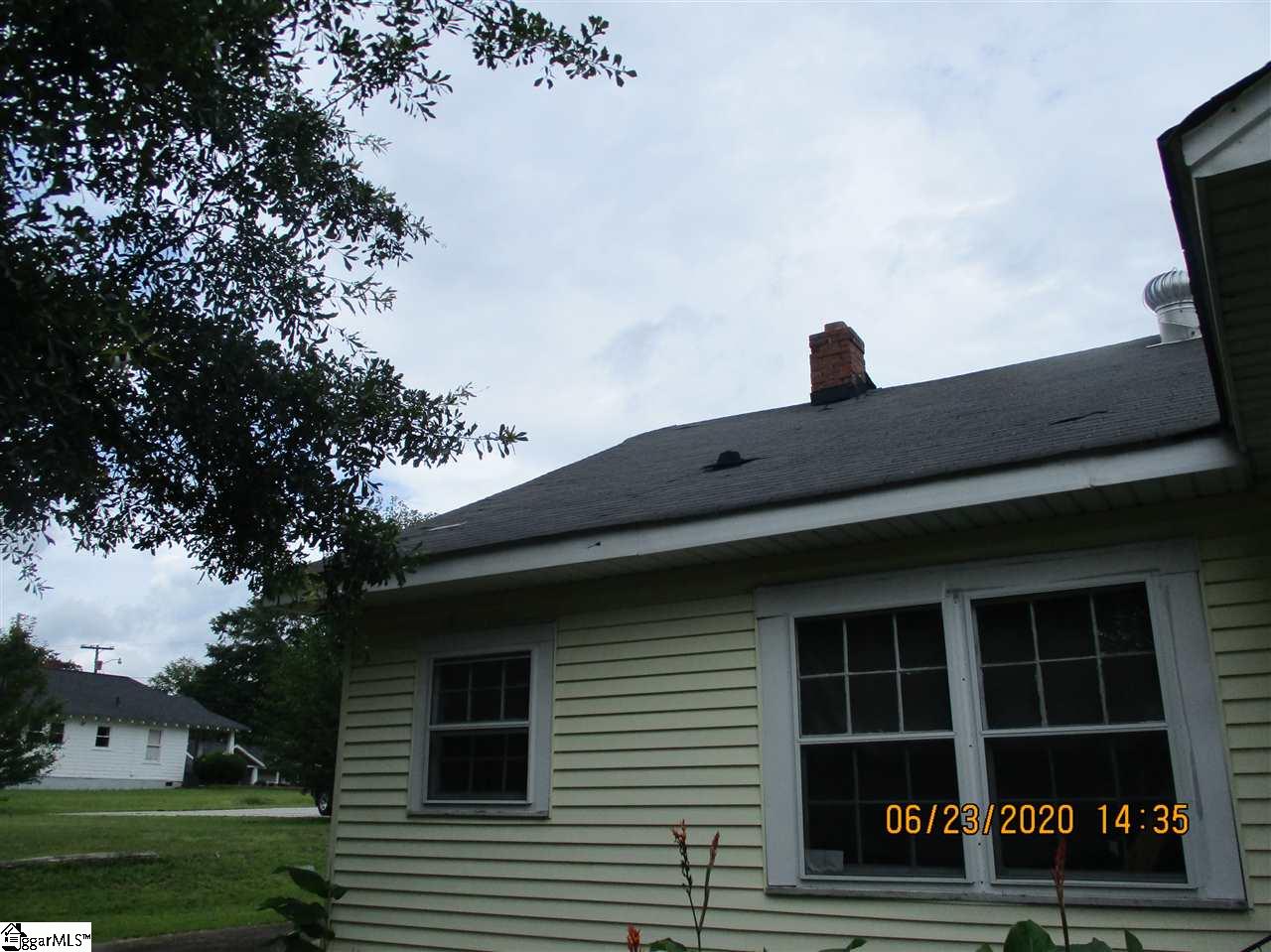 204 Ackley Road Greenville, SC 29607 - Photo 6 of 26