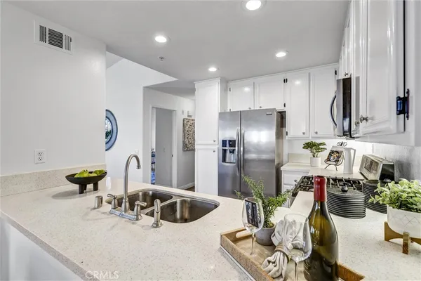 $749,000 | 91 Tierra Plano, Rancho Santa Margarita, CA 92688