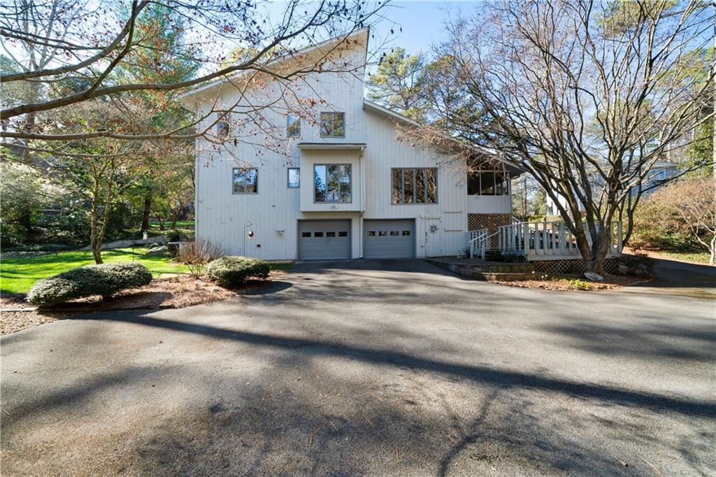 31 Coventry Drive Southeast Rome, GA 30161 - Photo 4 of 57 a view of a street with a house