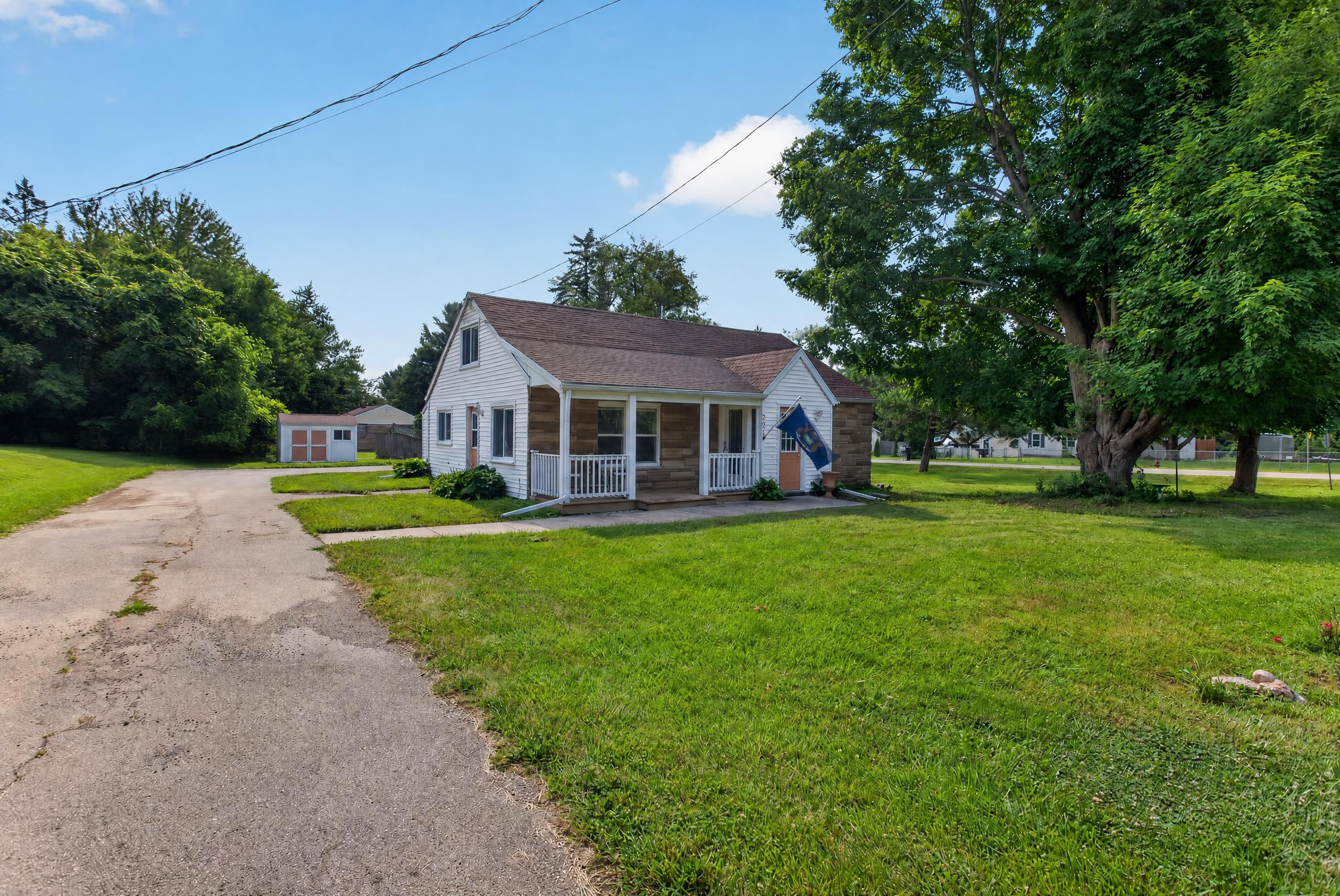 221 Teft Road Spring Arbor, MI 49283 - Photo 48 of 57 IMG_8919