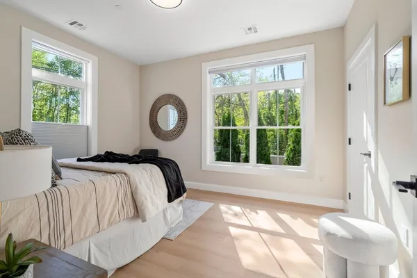 $523,475 | 7 Cross Street, Unit 201, Wilmington, MA 01887