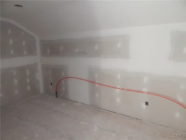 $399,900 | 5302 Bunker Hill Way, Syracuse, NY 13207