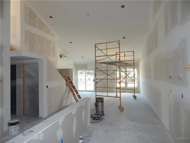 $399,900 | 5302 Bunker Hill Way, Syracuse, NY 13207