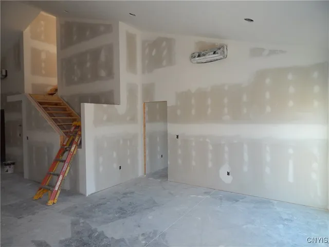 $399,900 | 5302 Bunker Hill Way, Syracuse, NY 13207