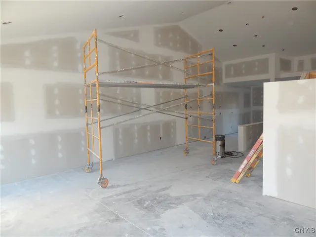 $399,900 | 5302 Bunker Hill Way, Syracuse, NY 13207