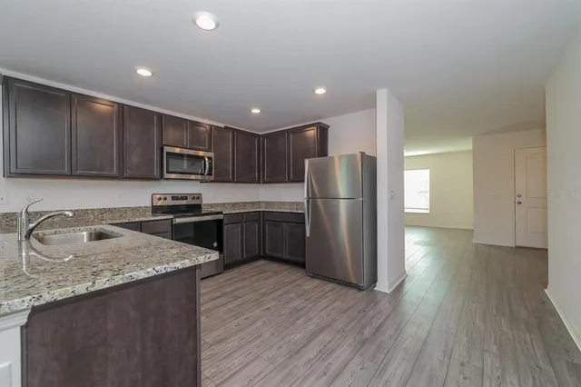 $1,929 | 429 Kensington View Drive, Winter Haven, FL 33880