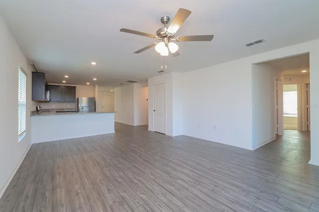 $1,929 | 429 Kensington View Drive, Winter Haven, FL 33880