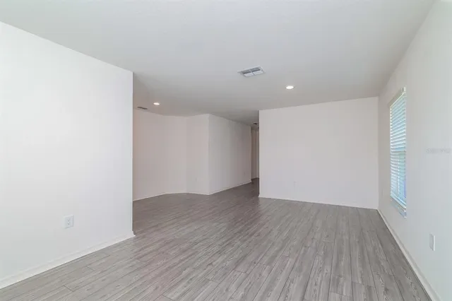 $1,929 | 429 Kensington View Drive, Winter Haven, FL 33880