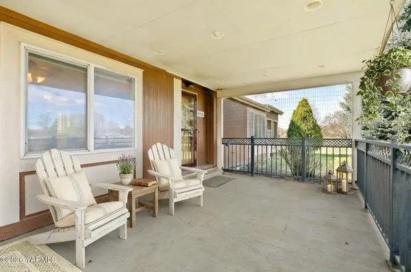 $399,900 | 6810 West Columbus Street, Yakima, WA 98903