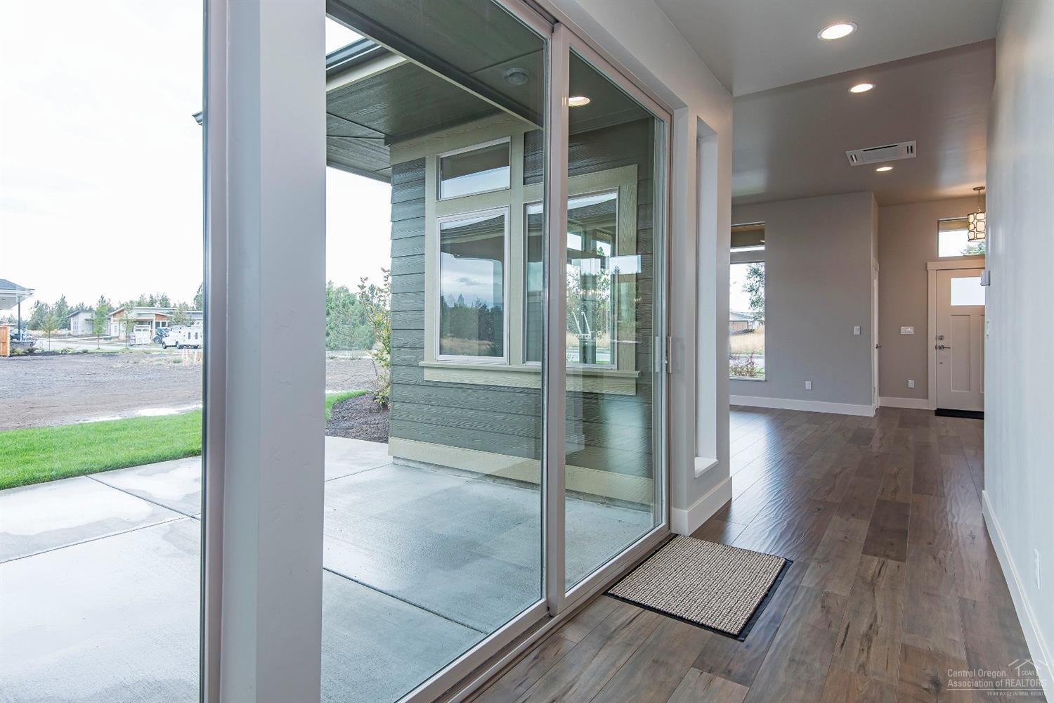 720 Northwest Rimrock Drive Redmond, OR 97756 - Photo 10 of 25 Additional Photo