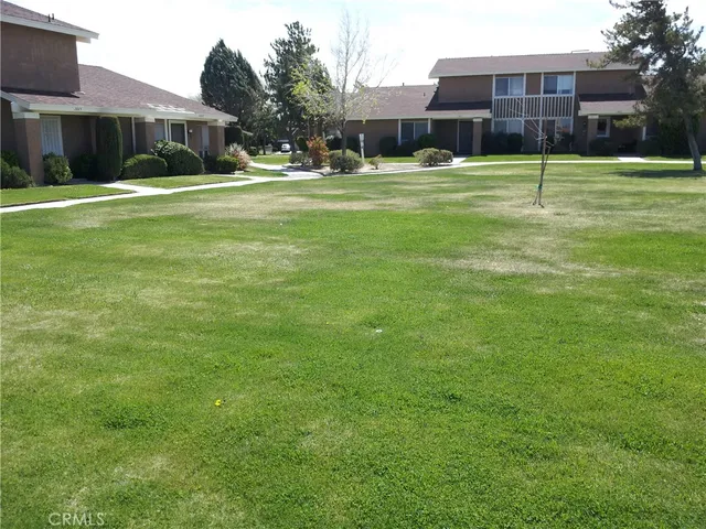 $2,600 | 2851 West Ave J4, Lancaster, CA 93536