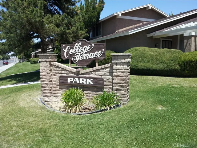 $2,600 | 2851 West Ave J4, Lancaster, CA 93536