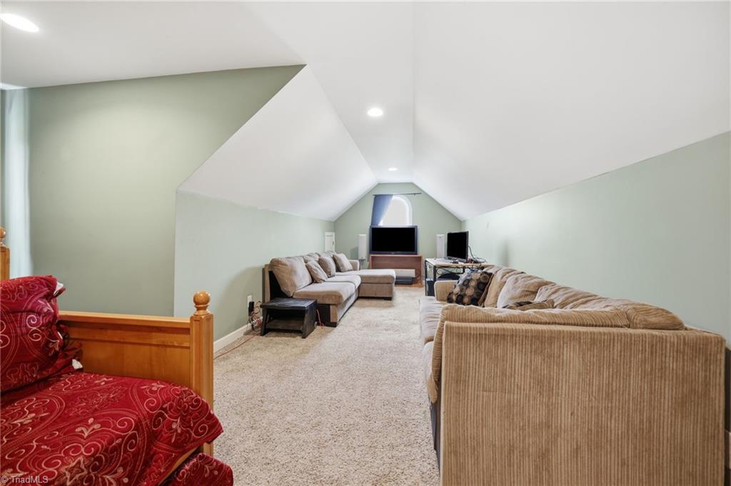 2335 Hohn Road High Point, NC 27263 - Photo 27 of 43