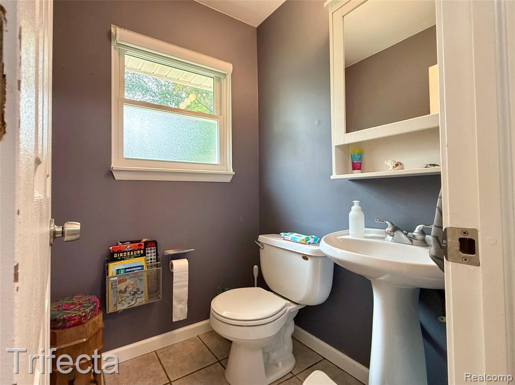 47555 Dequindre Road Rochester Hills, MI 48307 - Photo 20 of 29