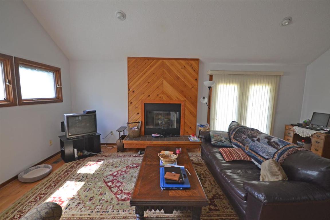 213 Ridgewood Drive Hartwell, GA 30643 - Photo 3 of 19 Gallery Image 3