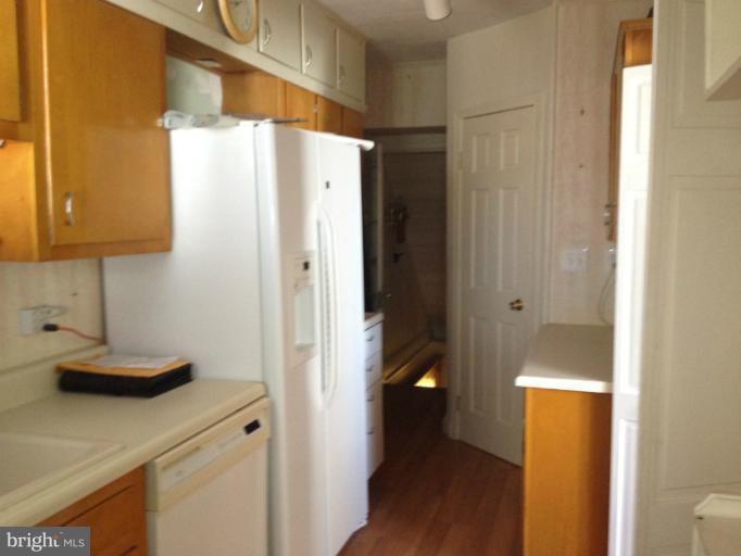 3617 Rexmere Road Baltimore, MD 21218 - Photo 7 of 12 Kitchen