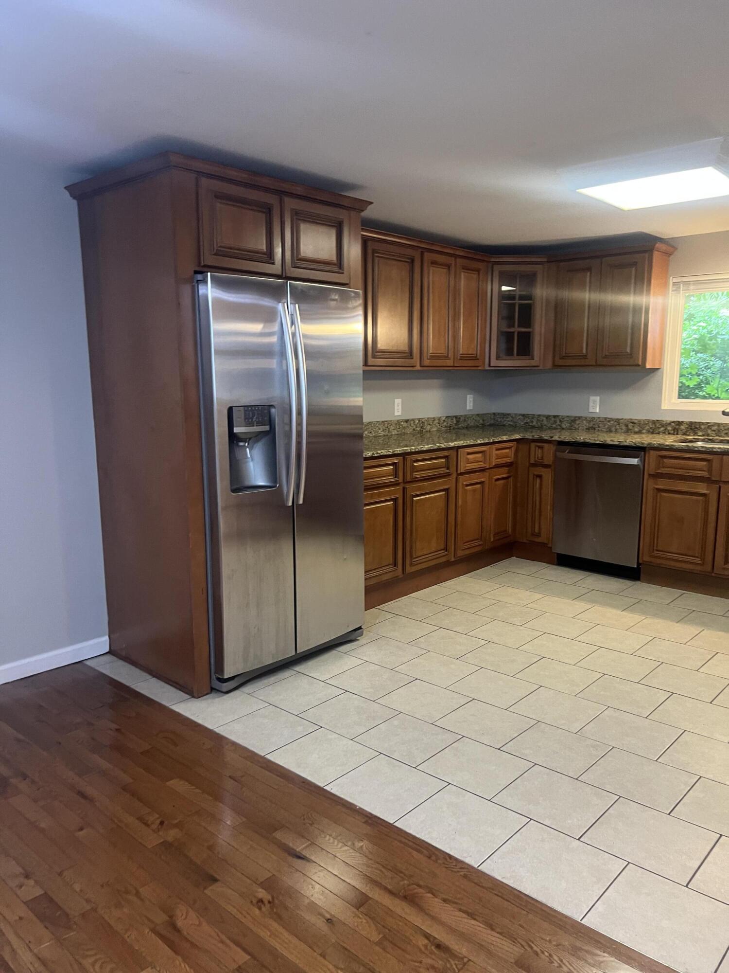 132 Hogan Road Rossville, GA 30741 - Photo 3 of 16 IMG_6770