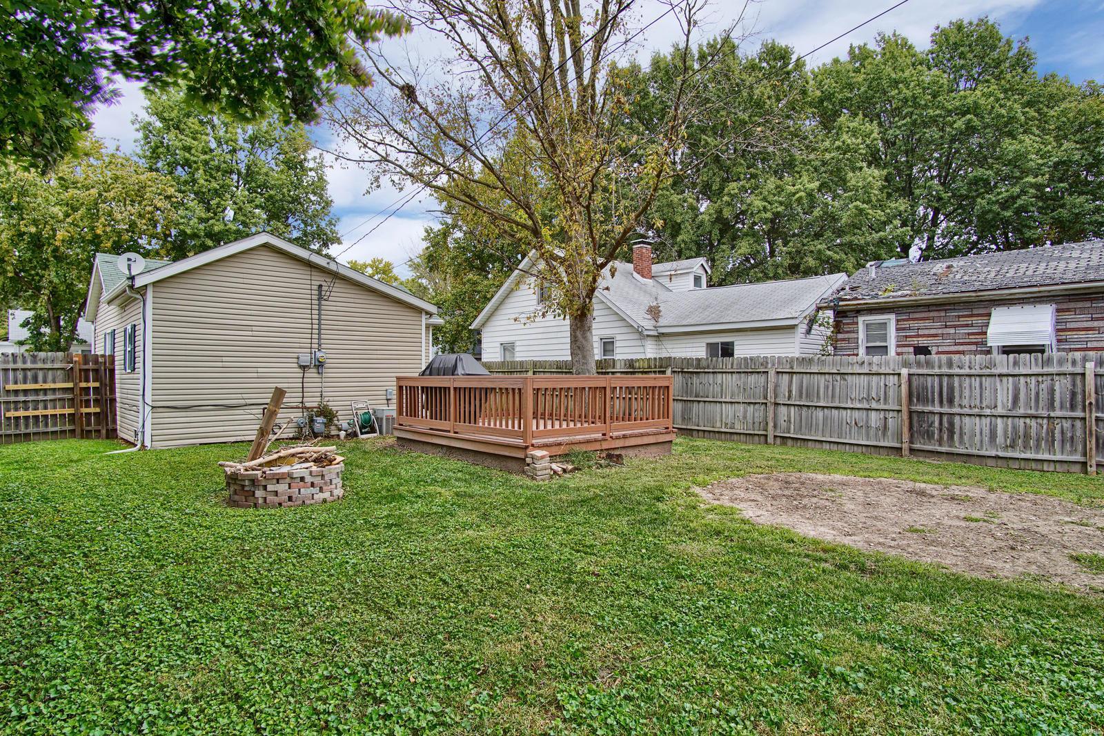 207 East 3rd Street O'Fallon, IL 62269 - Photo 20 of 22 Gallery Image 20