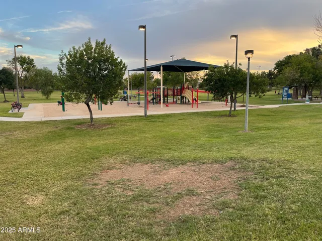 $435,000 | 42 West La Vieve Lane, Tempe, AZ 85284