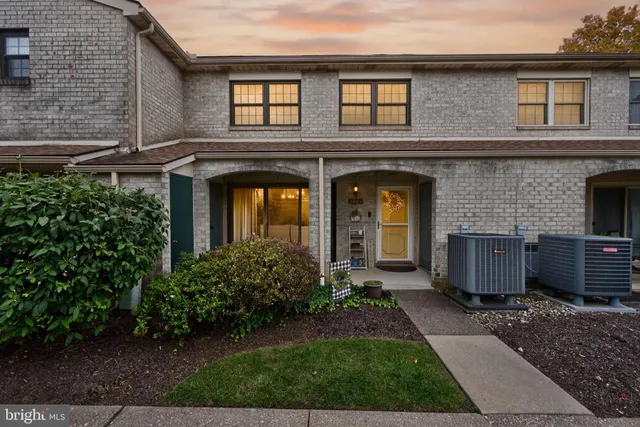 $269,900 | 2969 Aronimink Place, Macungie, PA 18062